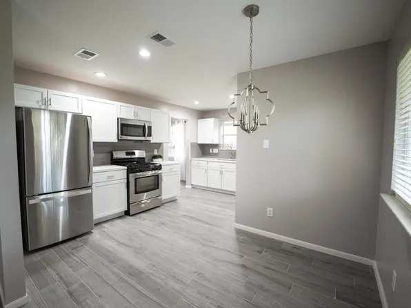 18710 Timber Way Dr, Humble, TX 77346