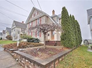 3020 N 3rd Ave, Whitehall, PA 18052