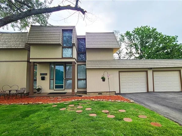 1801 Richards Rd, Fort Scott, KS 66701