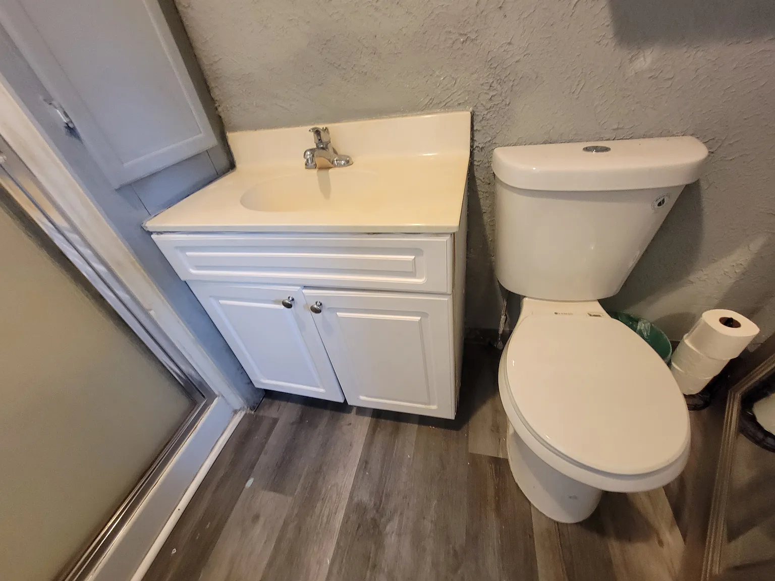 35 Burlington Ave — Photo 4