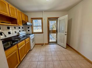 20-61 31st St #1A, Astoria, NY 11105