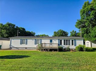 E Park Ave, Hartford, KS 66854