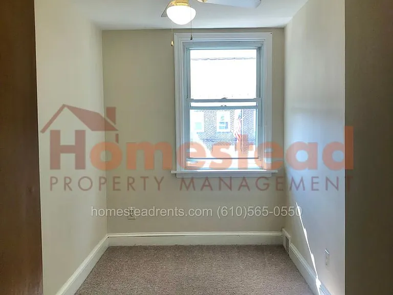 288 N Oak Ave — Photo 9