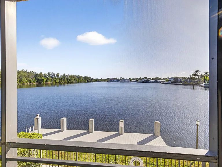 900 NE Spanish River Blvd #2W — Photo 24