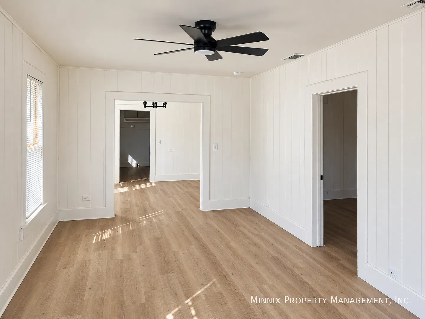 935 S. 10th | Slaton 3 Bedroom For Rent | Pet Friendly — Photo 2