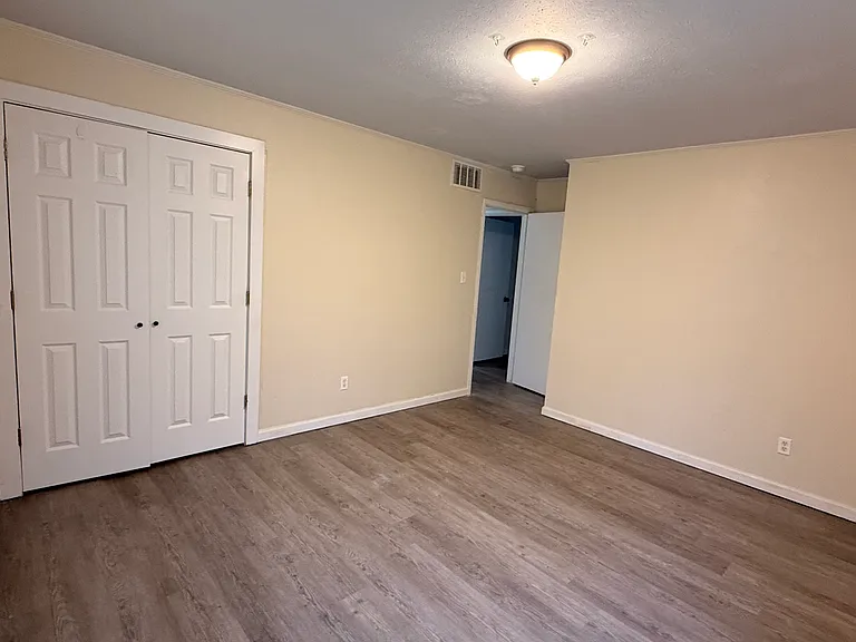 7300 Jenny Lind Rd — Photo 14