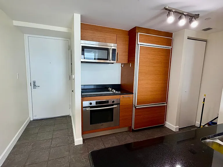 50 Biscayne Blvd #4507 — Photo 6