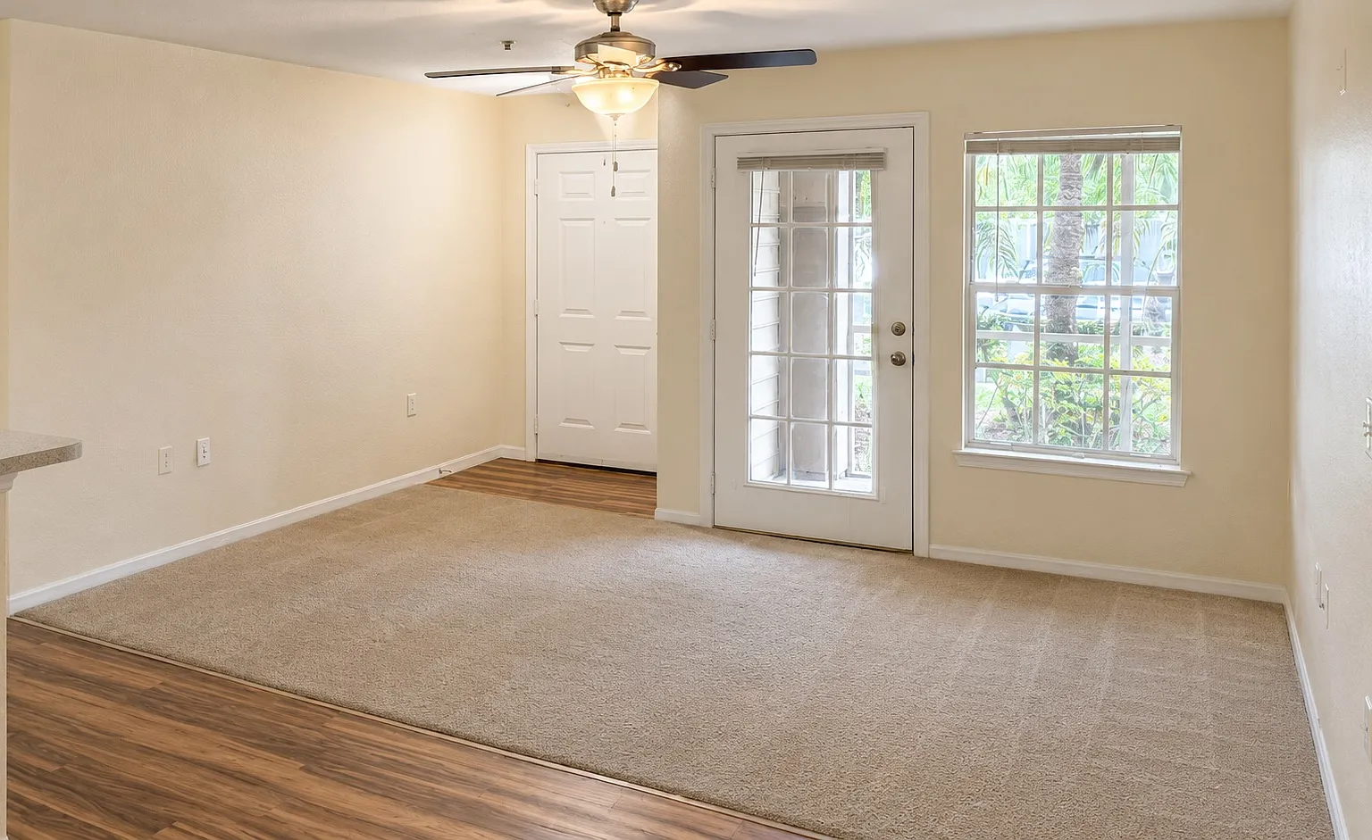 2 bed, 996 sqft, $1,750 — Photo 2