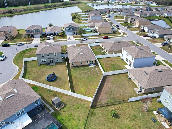 3rd image of 11235 SHEEPSHEAD Lane