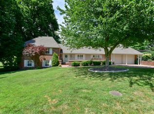 324 N Belaire St, Monett, MO 65708