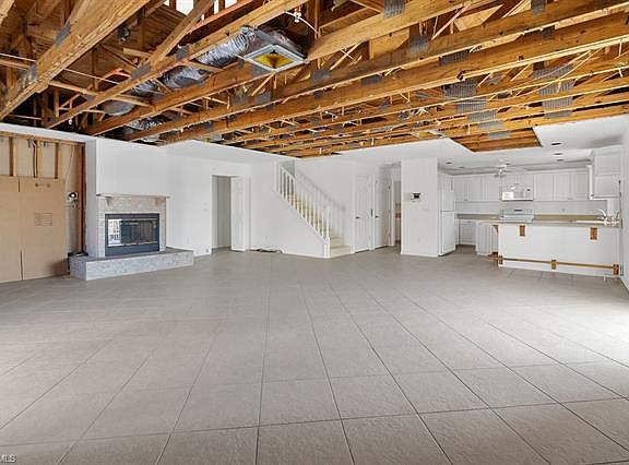 5th image of 5130 Williams Dr
