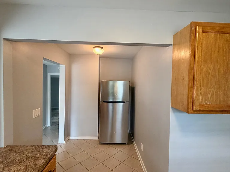 416 W Wenger Rd — Photo 6