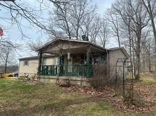 6011 Opossum Trot Rd, Charlestown, IN 47111
