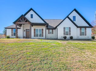 344 Scenic Wood Dr, Azle, TX 76020