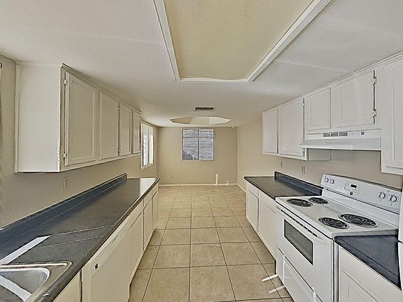 5th image of 1-147 W Hillside St #1