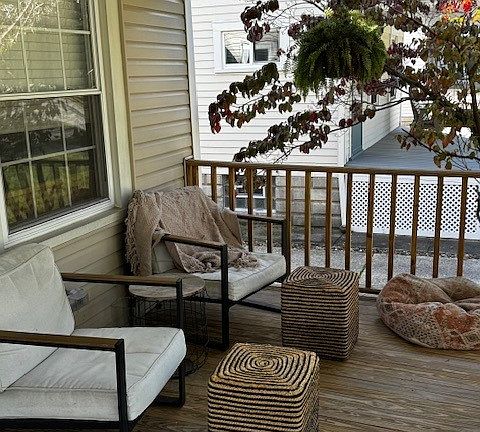 2nd image of 2193 Carabel Ave