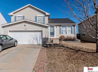12922 Vernon Ave, Omaha, NE 68164