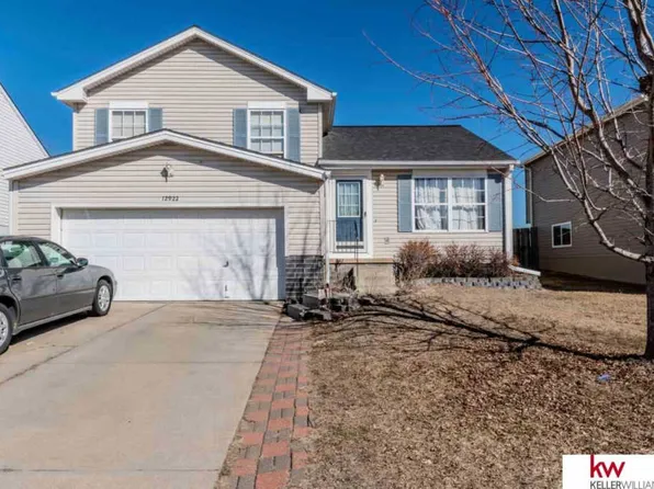 12922 Vernon Ave, Omaha, NE 68164