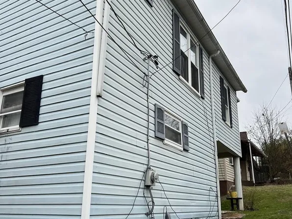 128 Walnut, Sistersville, WV 26175