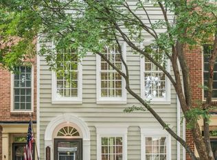1854 Potomac Greens Dr, Alexandria, VA 22314