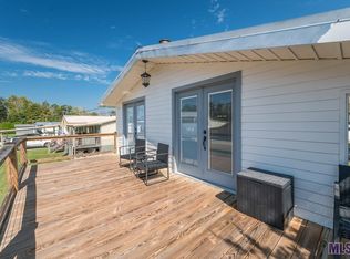 22357 Chinquapin Ave, Maurepas, LA 70449