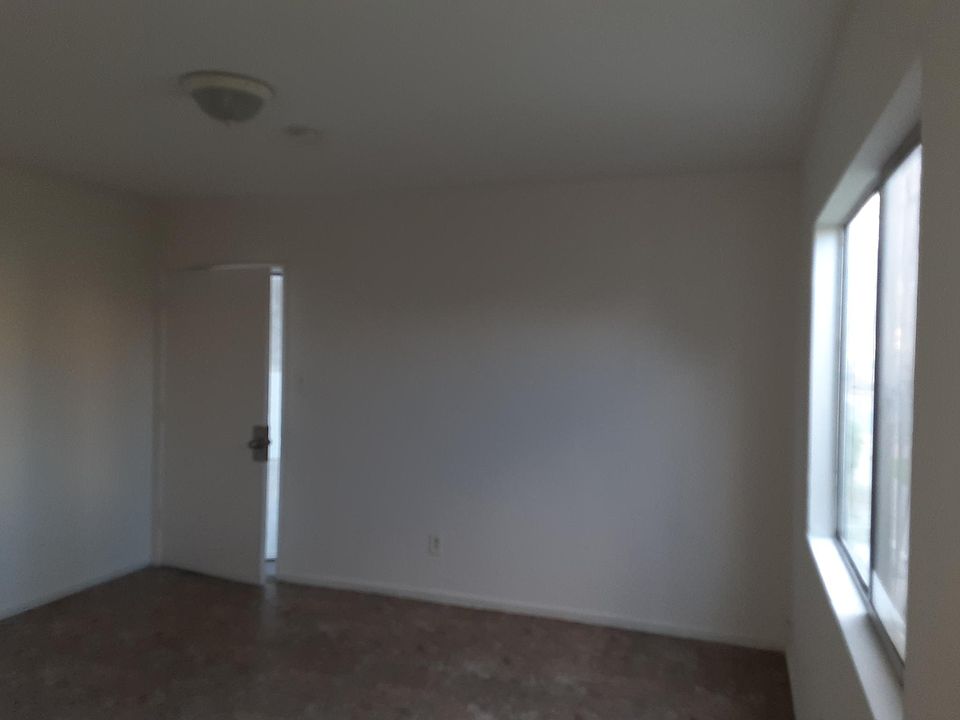 1st image of 132 E 120th St APT 3