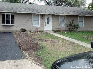 3207 Fairmeadows St, San Antonio, TX 78211