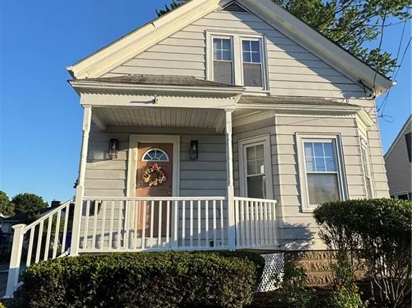 85 Ferris St, Pawtucket, RI 02861