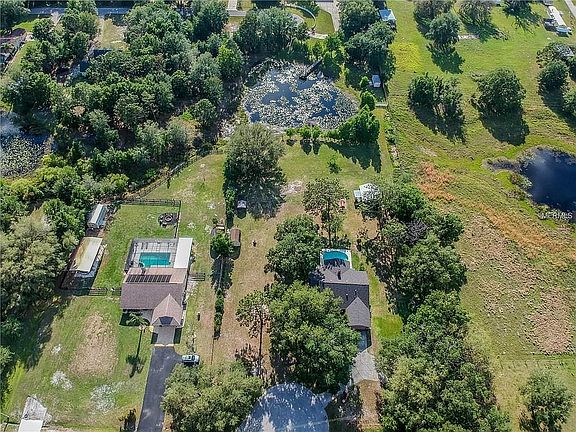 3rd image of 9717 Sunnyslope Ln