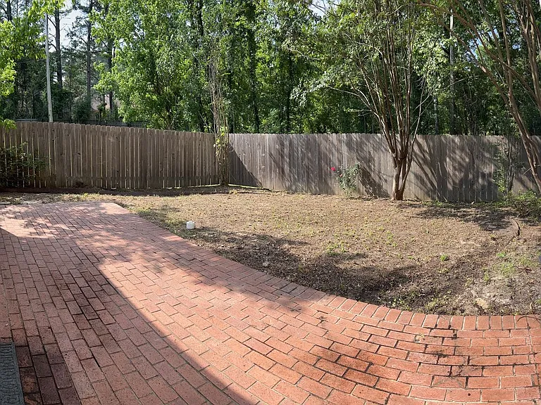 10 Foxcroft Ct — Photo 24