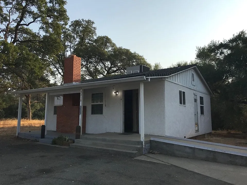 5318 Olive Hwy