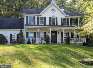 147 Manhasset Dr, Port Matilda, PA 16870