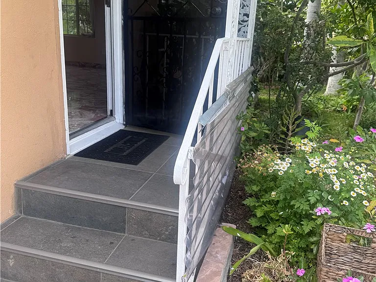 9832 Beach St — Photo 4