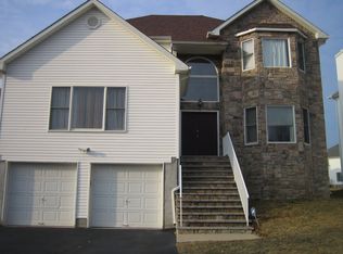 60 Janelle Blvd, Parsippany, NJ 07054