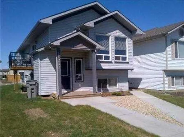 11222 75th Ave #A, Grande Prairie, AB T8W 0C5