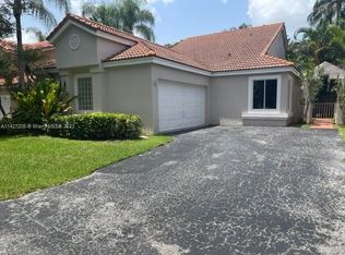10111 NW 5th St, Fort Lauderdale, FL 33324