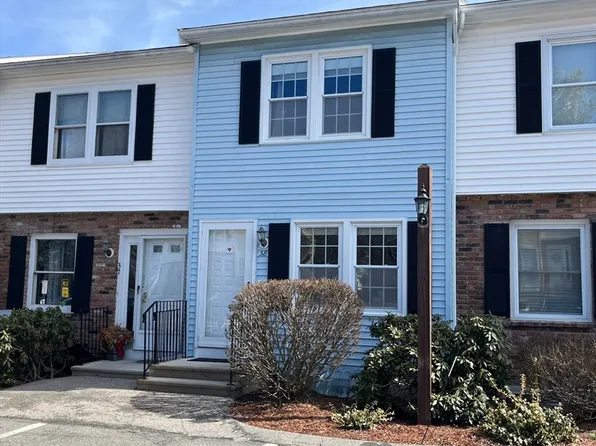 38 Mountainshire Dr #38, Worcester, MA 01606