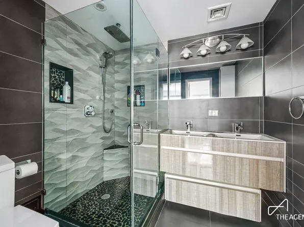 136 East 56th Street 14C image 6 of 7