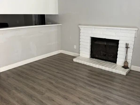 700 McCoy Ct APT 36, Lodi, CA 95240