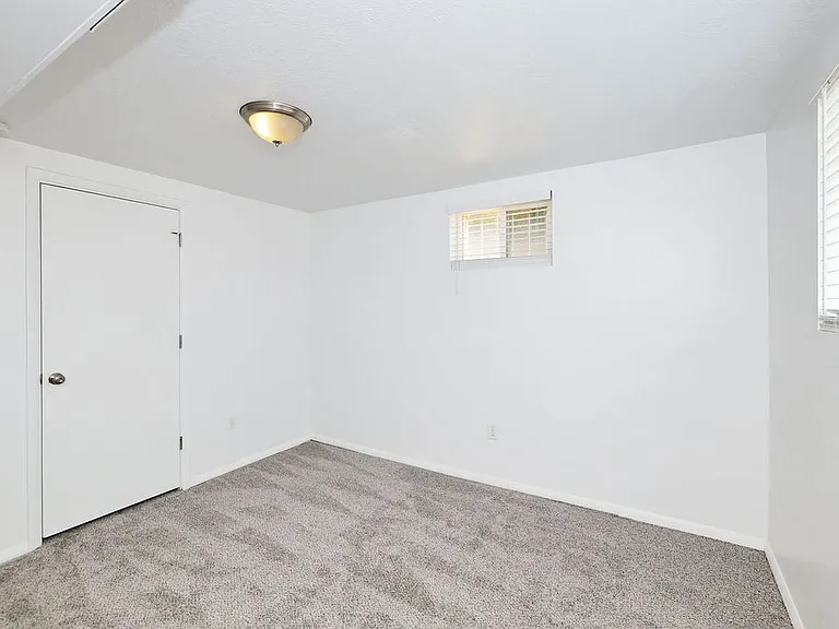 444 N Morton Dr — Photo 18