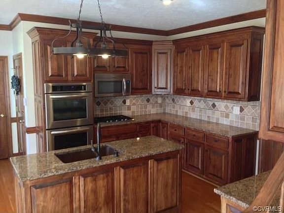 3rd image of 8273 Silkwood Dr