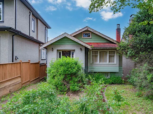 4133 W 12th Ave, Vancouver, BC V6R 2P5