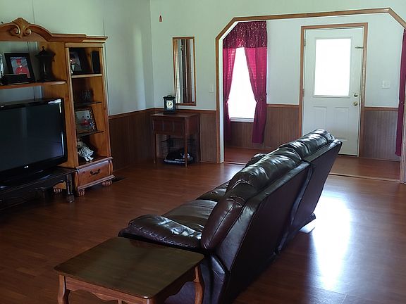 Living Room & Foyer