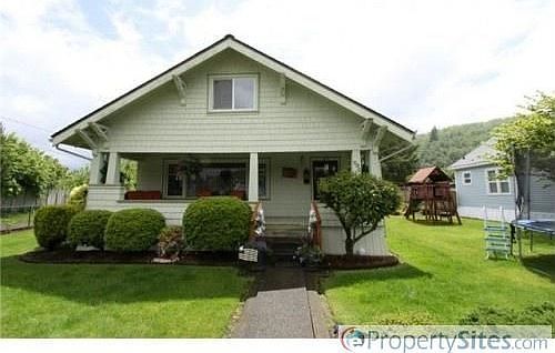 4th image of 720 Queen Ave