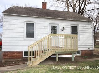 907 Leach Ave, Des Moines, IA 50315