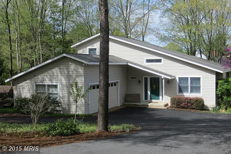 Welcome to 236 Madison Circle