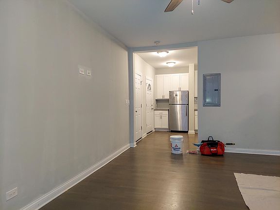 4th image of 3933 N Keeler Ave