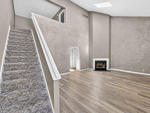 3rd image of 1118 Bernath Pkwy #1118