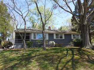 1410 Gracewood Dr, Greensboro, NC 27408