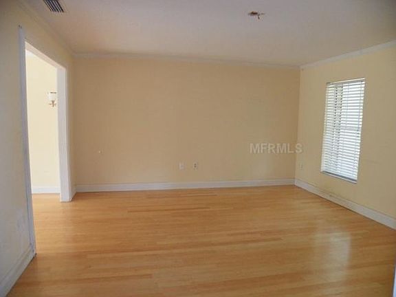 5th image of 206 Timbercove Cir